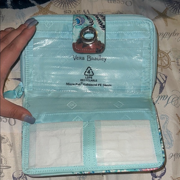 Vera Bradley Aqua Paisley Fish Clutch - Picture 4 of 6